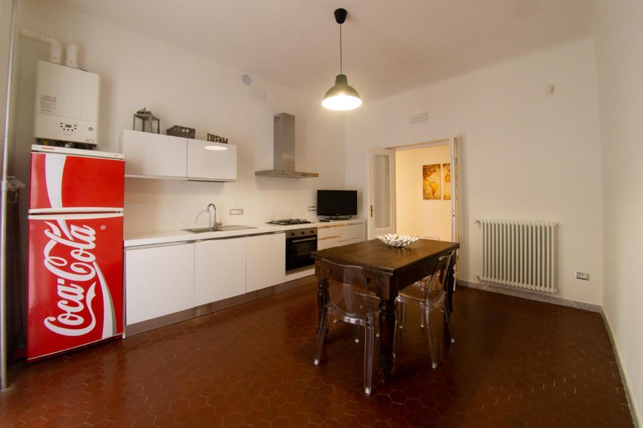 A Un Passo Dal Mare Apartment ลาสเปเซีย ภายนอก รูปภาพ