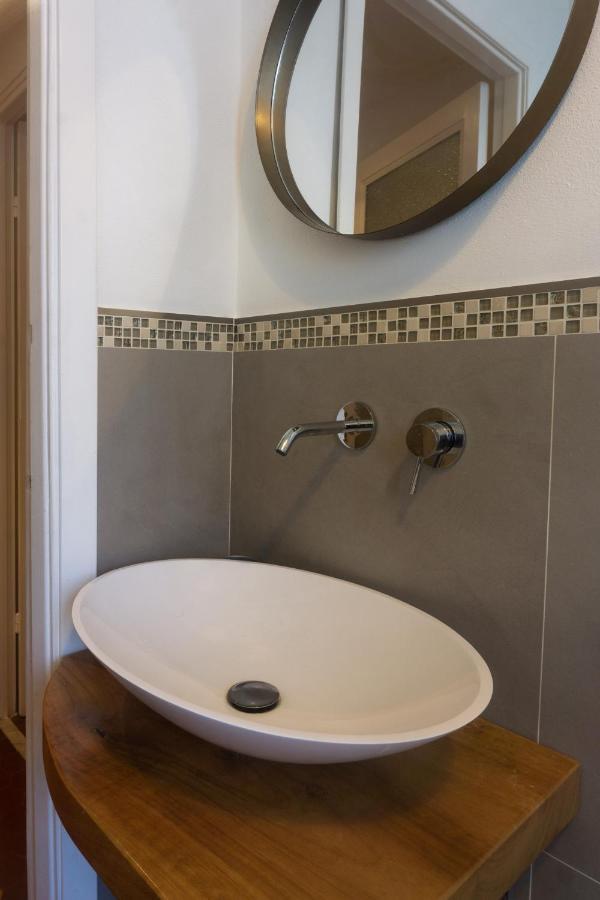 A Un Passo Dal Mare Apartment ลาสเปเซีย ภายนอก รูปภาพ